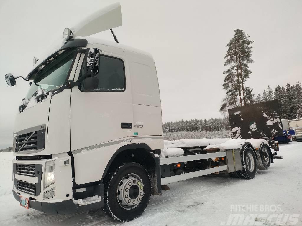Volvo FH13 6x2 hydr.tasonostolaite,pl-nostin Växelflak-/Containerbilar