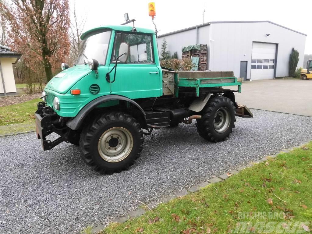 Unimog 406 Traktorer