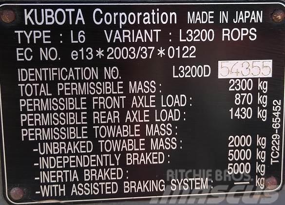 Kubota L3200D TRACTOR Övrigt