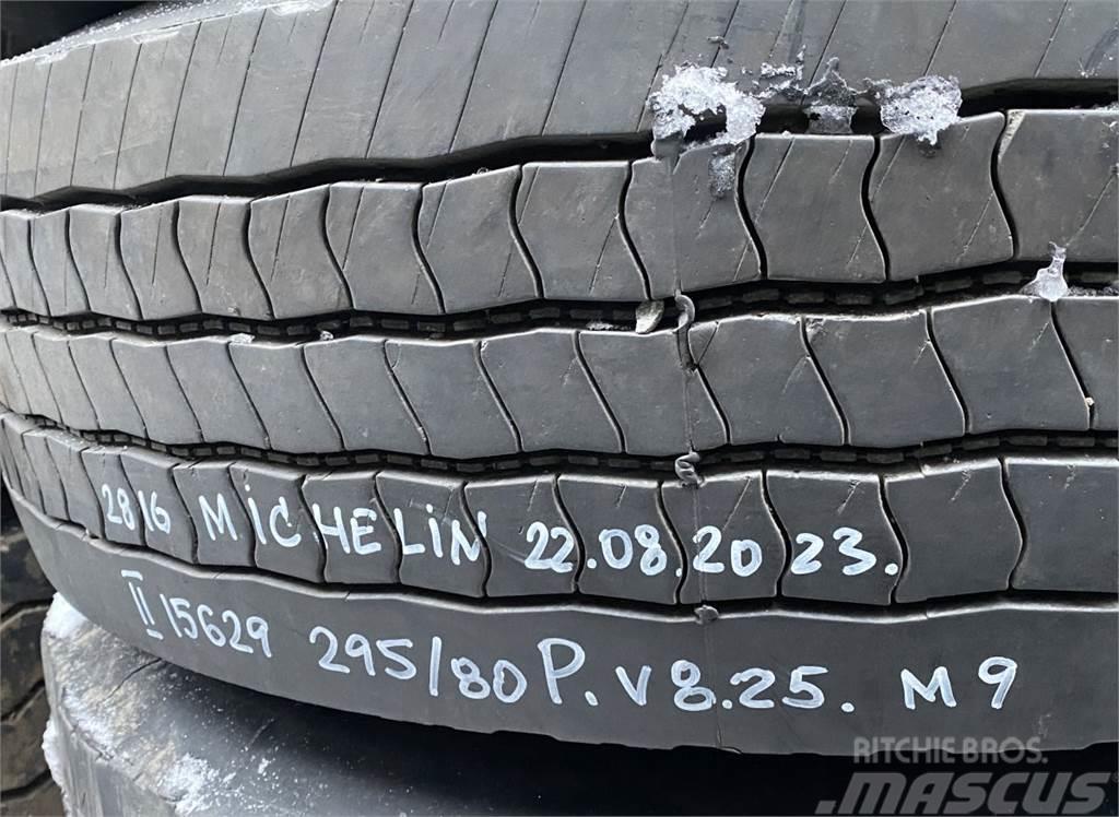 Michelin B7R Däck, hjul och fälgar