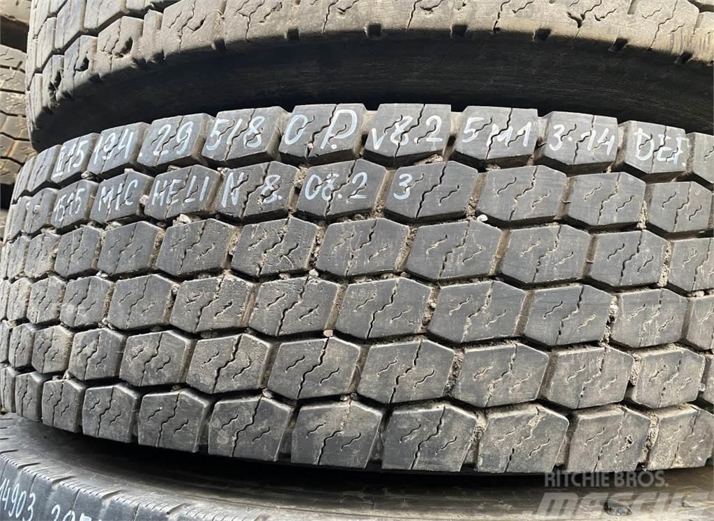 Michelin Urbino Däck, hjul och fälgar