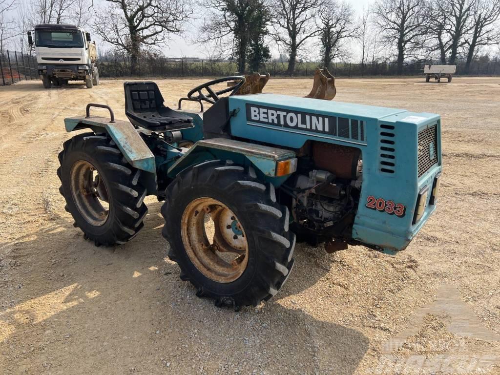 Bertolini 2033 Traktorer