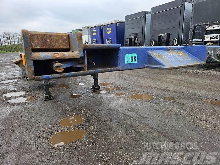 Groenewegen 3 AXLE CONTAINER CHASSIS 40 FT 2X20 FT 20 MIDDLE G Containertrailer