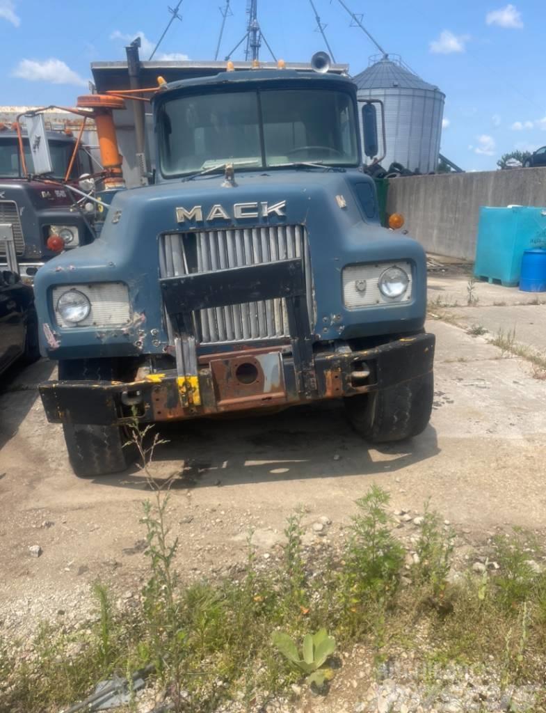 MAC Truck Tippbilar