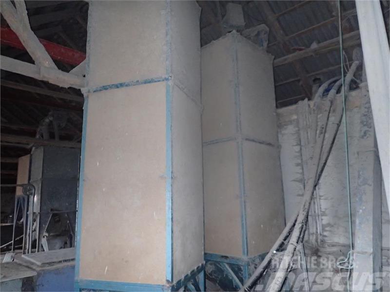 - - -  Færdigvarer siloer fra 1-2 ton Silotömmare