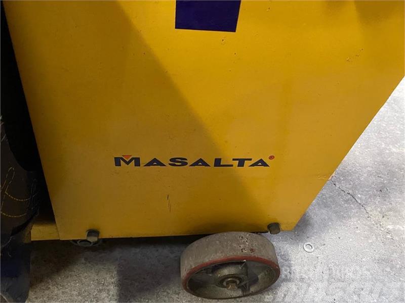 Masalta Asfaltskærer m. dieselmotor asfalt- og betonskærer Asfaltsskärare
