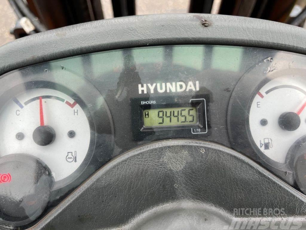 Hyundai 30D-7E Dieselmotviktstruckar