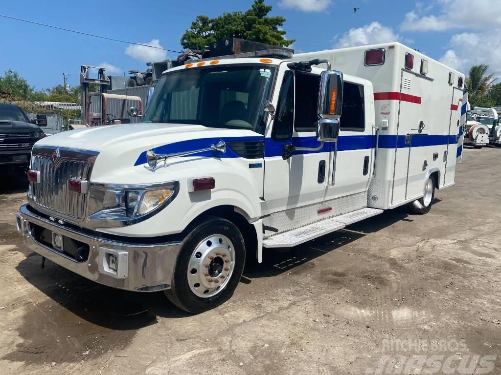 International TerraStar Ambulanser