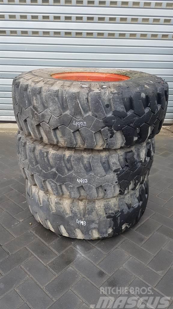 Michelin 335/80R18 (12.5R18) - Tyre/Reifen/Band Däck, hjul och fälgar