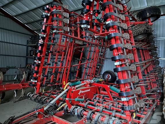 Kverneland Såbedsharv 12m Övriga maskiner för jordbearbetning