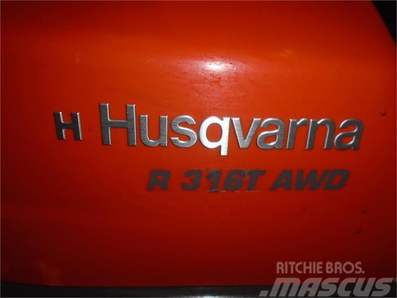 Husqvarna R 316T AWD Kompakttraktorer