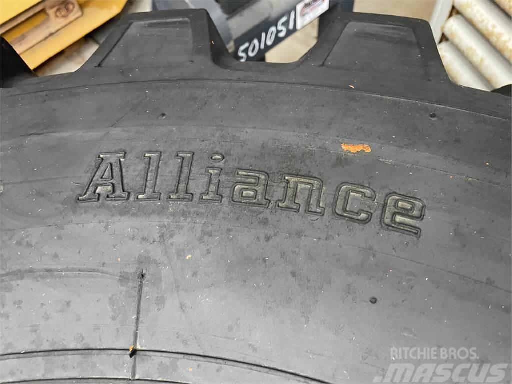  20X24EM Alliance dæk på fælg - 4 stk Däck, hjul och fälgar