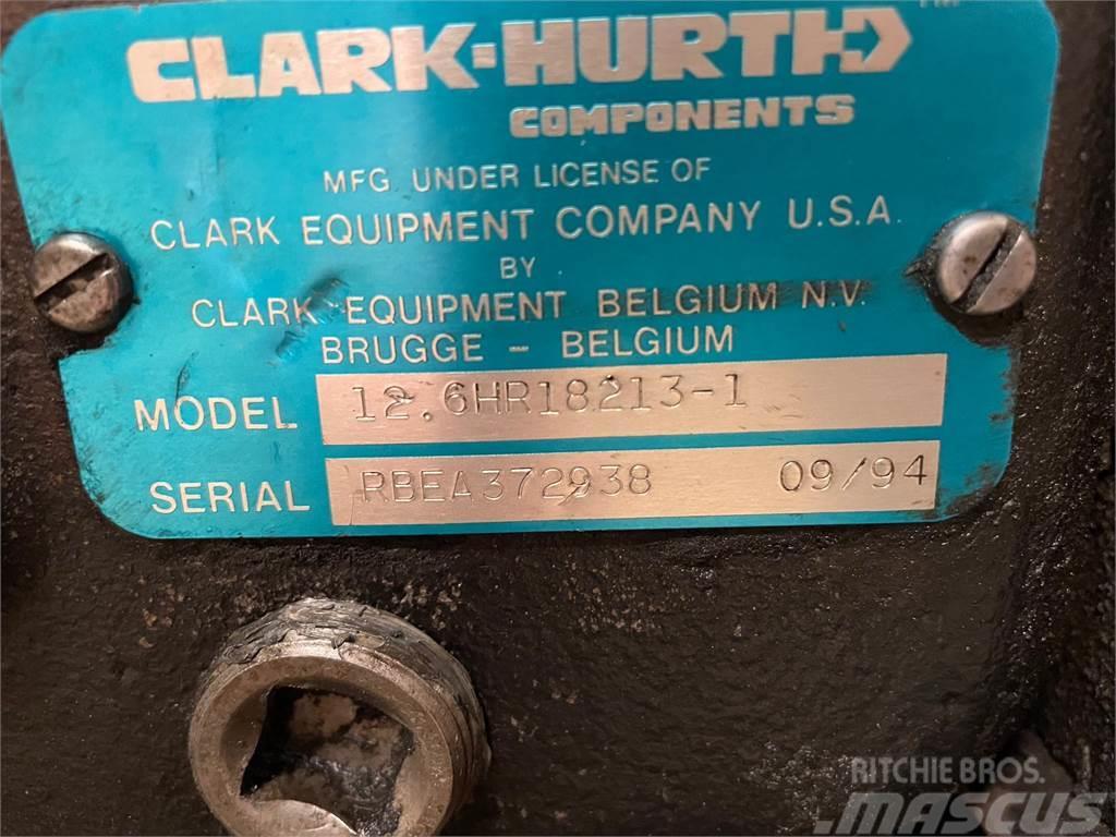 Clark model 12.6HR18213-1 transmission Växellåda