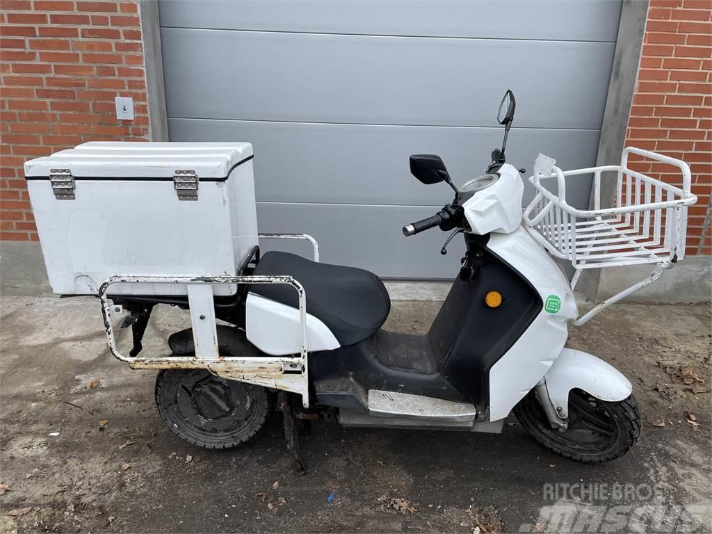  El-scooter DAO V Moto e-max, German Engineering, I Övriga