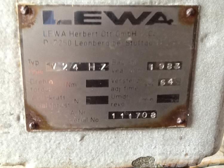 Lewa Type V24HZ pumpe Vattenpumpar