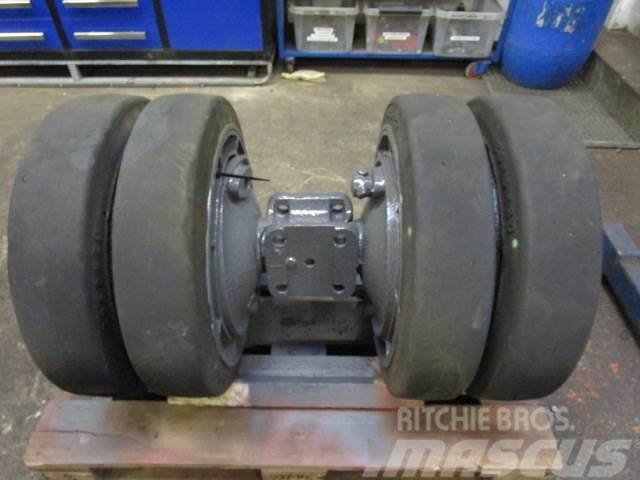 Mafi hjul - Fastgummihjul 26x6x20 Däck, hjul och fälgar