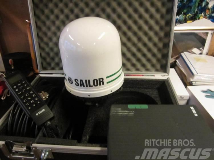  Satellit telefon SAILOR - SP radio Denmark Arbetsbåtar, pråmar och pontoner