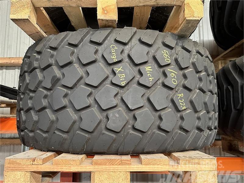 Michelin 560/60 R22.5 ** Nyt komplet hjul ** Däck, hjul och fälgar