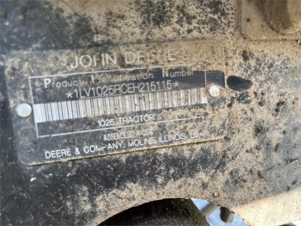 John Deere 1025R Kompakttraktorer