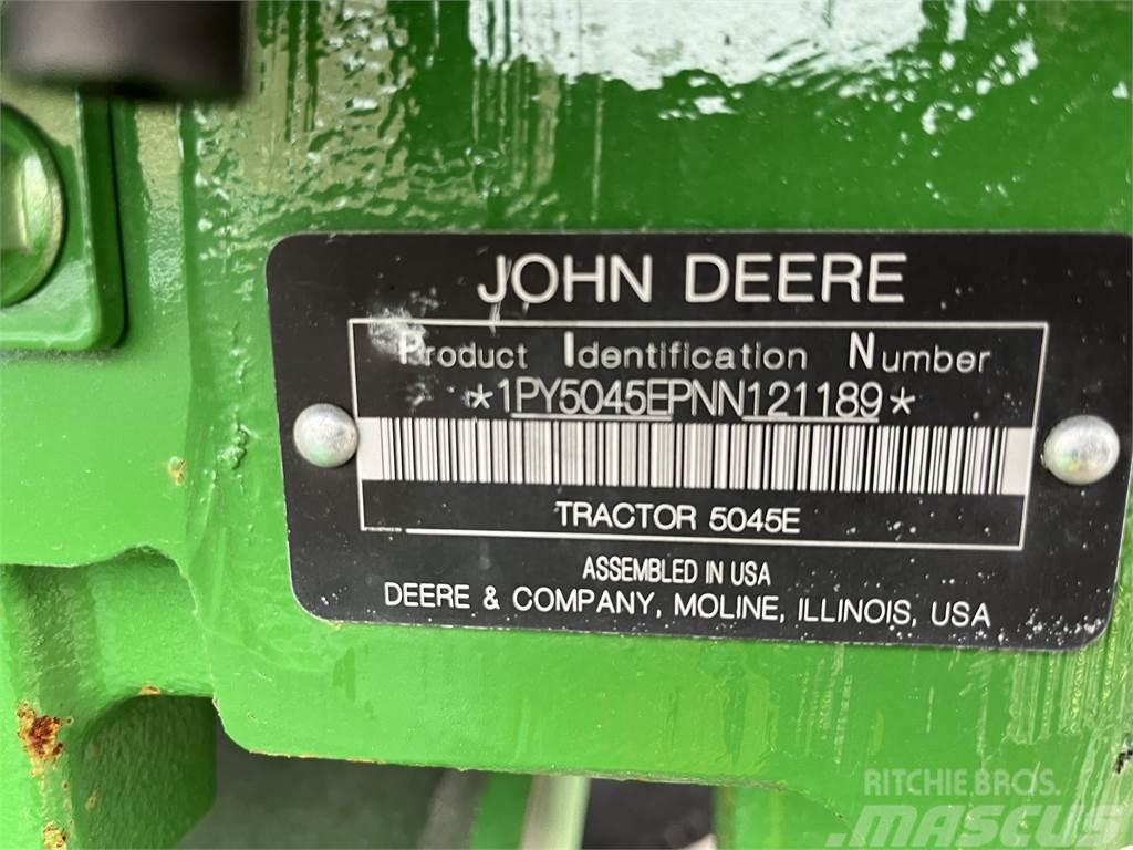 John Deere 5045E Traktorer