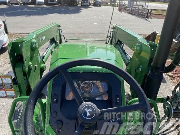 John Deere 5045E Traktorer