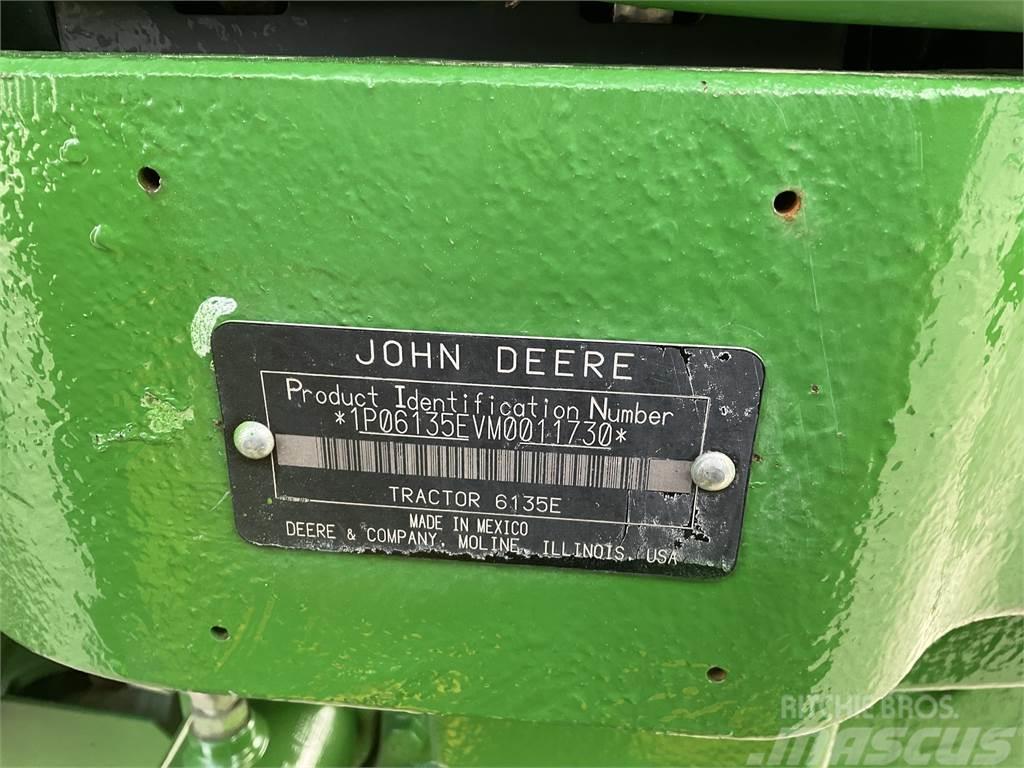 John Deere 6135E Traktorer