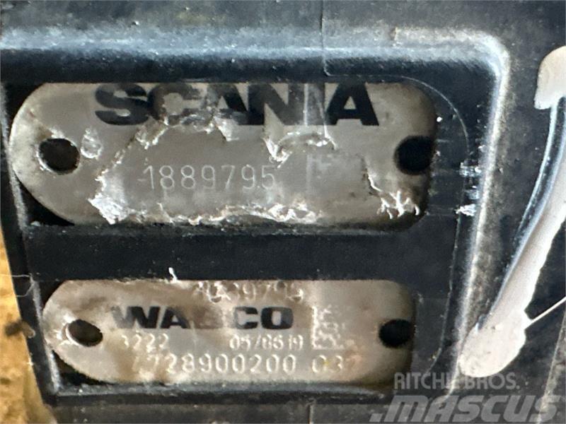 Scania  VALVE 1889795 Radiatorer