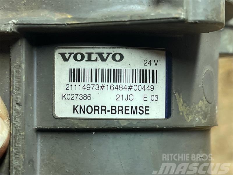 Volvo  MODULATOR 21114973 Radiatorer