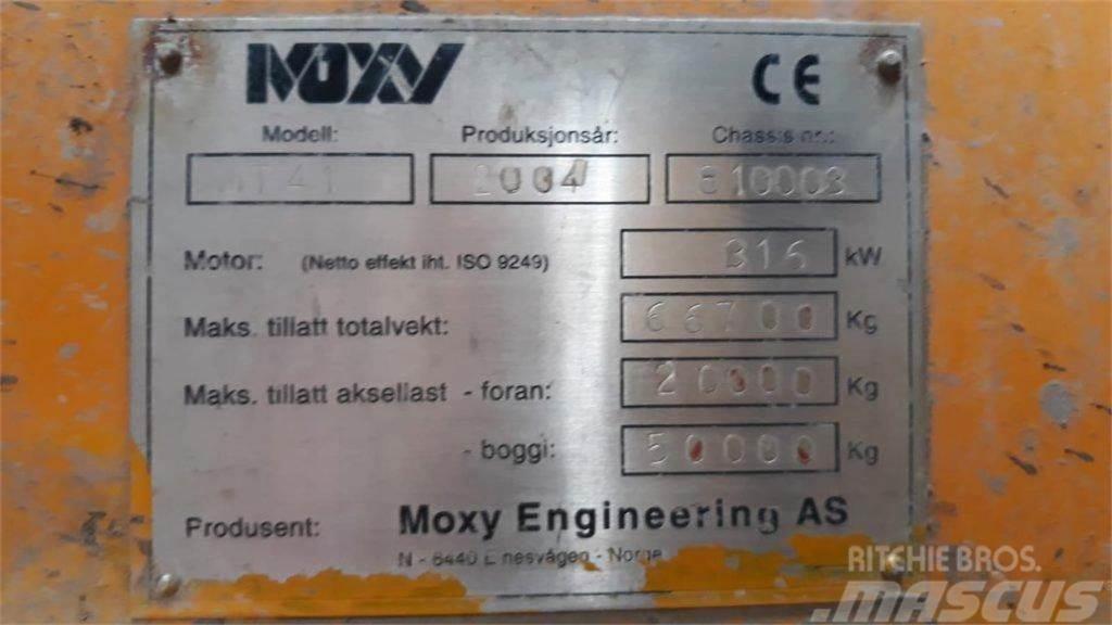 Moxy MT 41 Midjestyrd dumper