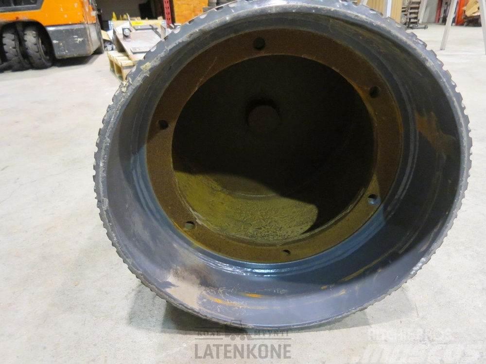 Metso Conveyor drive pulley drum 416x1260mm 340700 Krossar