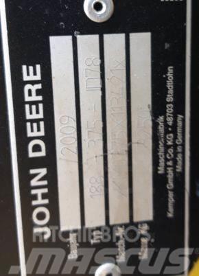 John Deere 7700 Fälthackar