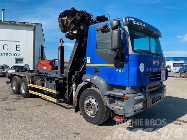 Iveco TRAKKER 440 6x4 for containers with crane,vin872 Kranbilar