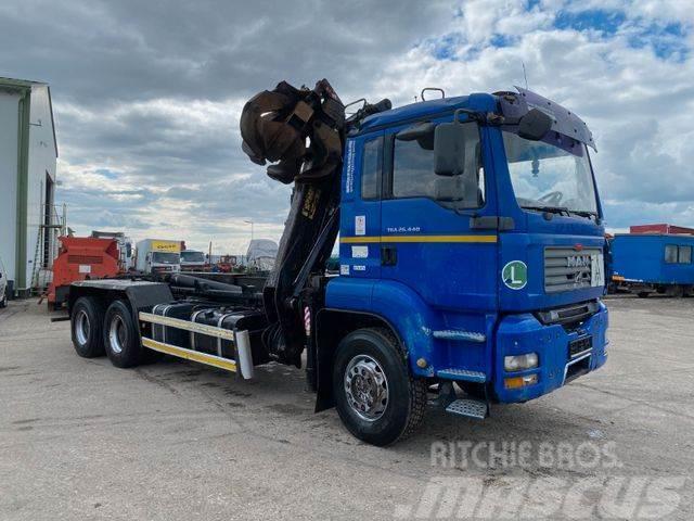 MAN TGA 26.440 6X4 for containers with crane vin 945 Kranbilar