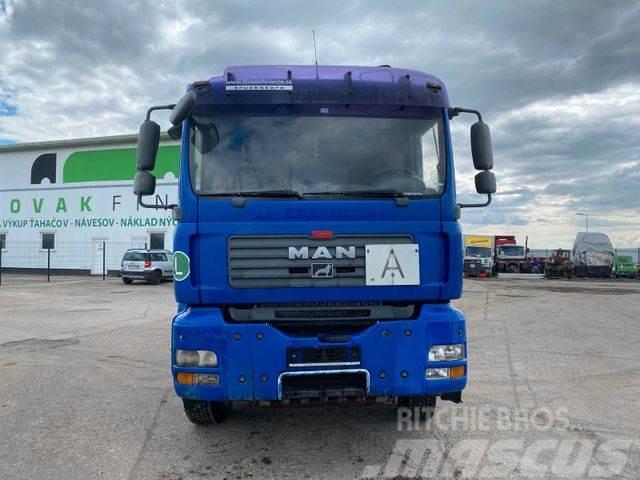 MAN TGA 26.440 6X4 for containers with crane vin 945 Kranbilar