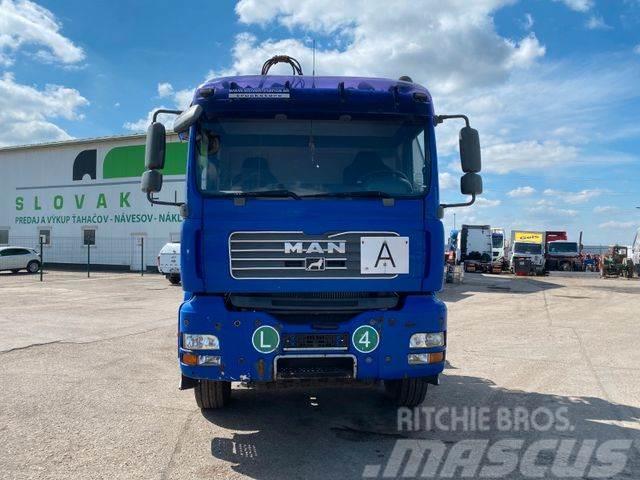 MAN TGA 26.440 6X4 for containers with crane vin 874 Kranbilar