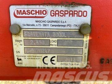 Maschio Gaspardo Scatenta 3000L, Düngertankwagen Hackvagn / Självlastarvagn