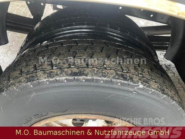 Mercedes-Benz 817 K / Absetzkipper / 7,49 t / Euro 2 / Lastväxlare med kabellift
