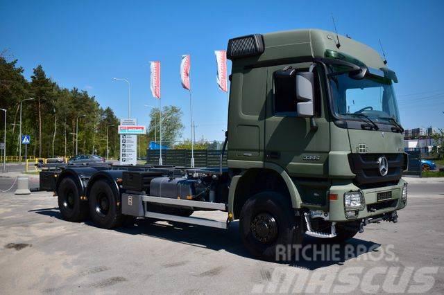 Mercedes-Benz ACTROS 3344 6x6 Chassis Twist Lock BDF LIKE NEW! Chassier