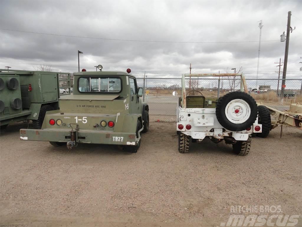 Jeep M38A1 Flakbilar/Pickuper