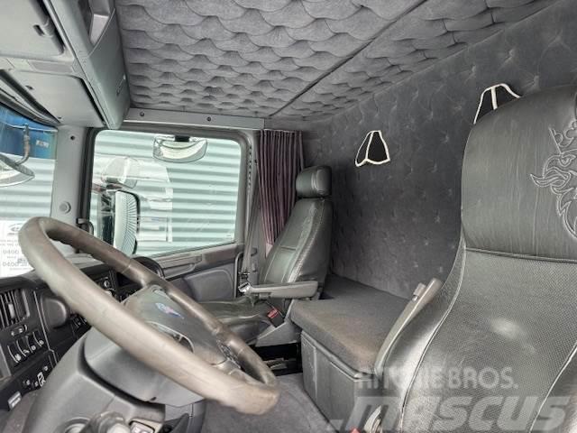 Scania R560 6X4 Kippipuolikas Dragbilar