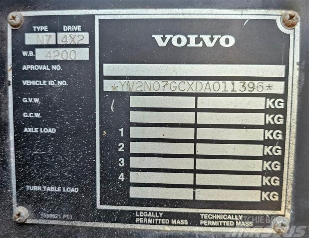 Volvo N7 6x2 Kranbilar