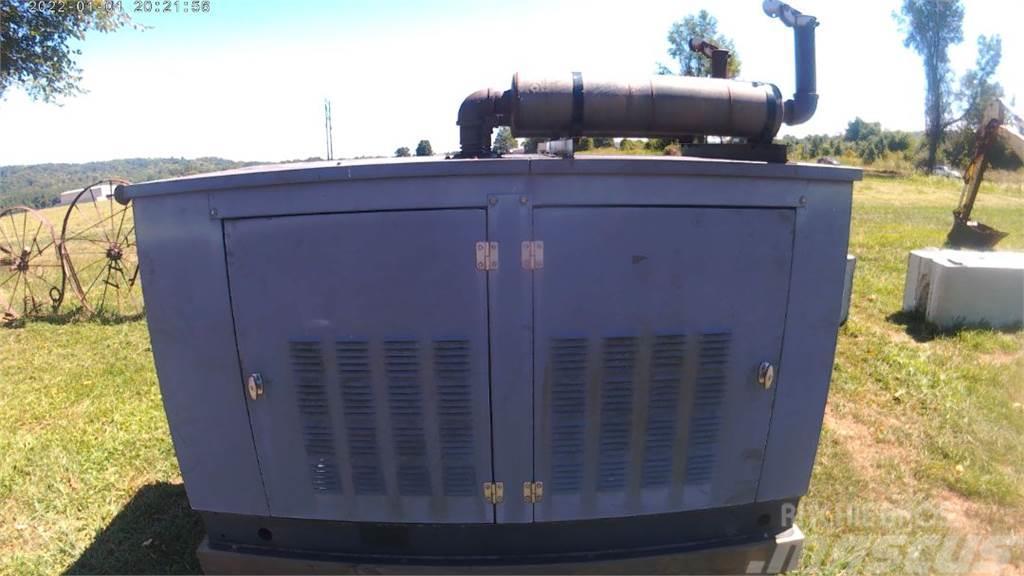 Dayton 4LM43 Övriga generatorer