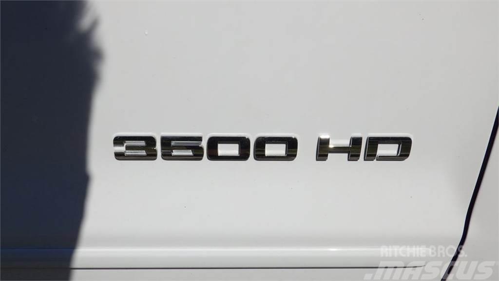 Chevrolet Silverado 3500HD Flakbilar