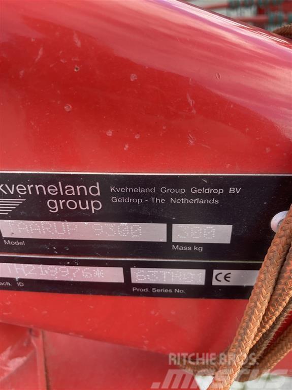 Kverneland 9300 rotorrive Vändare och luftare