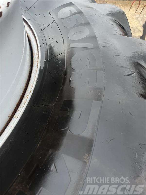 AP 650/65R42 Michelin dæk. Dubbelmontage