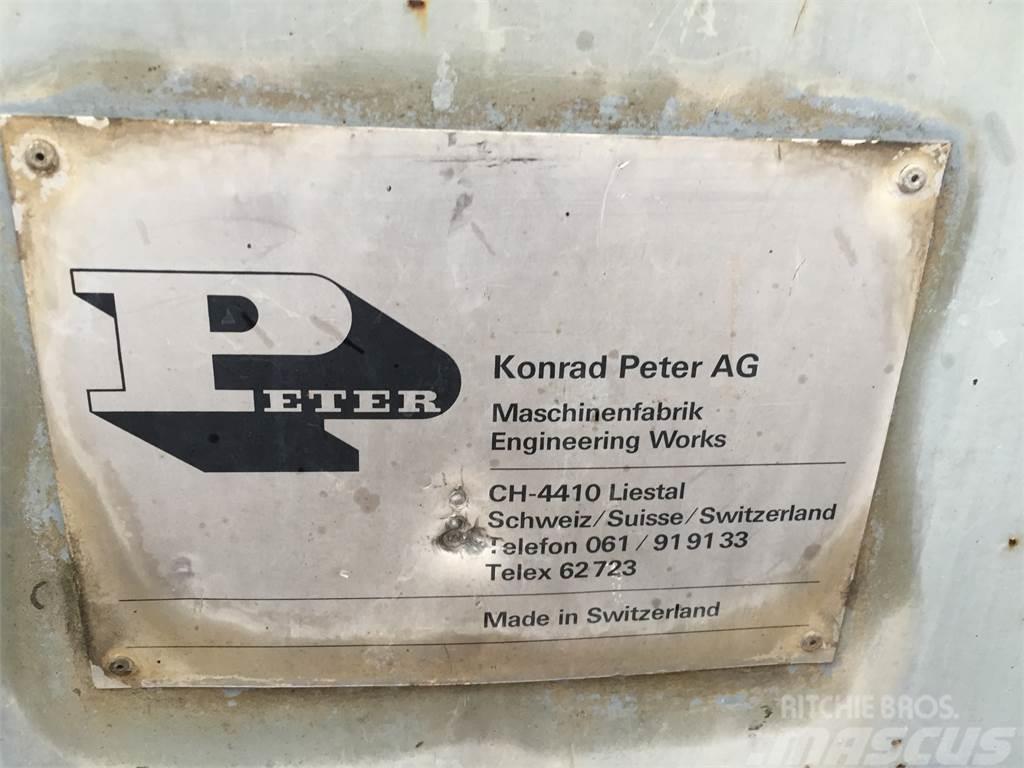 Konrad Peter R12 fejemaskine Övrigt