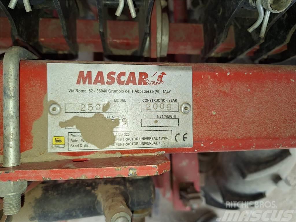 Mascar SEMINATRICE TEXAS 2500 Redskap till skogsmaskiner