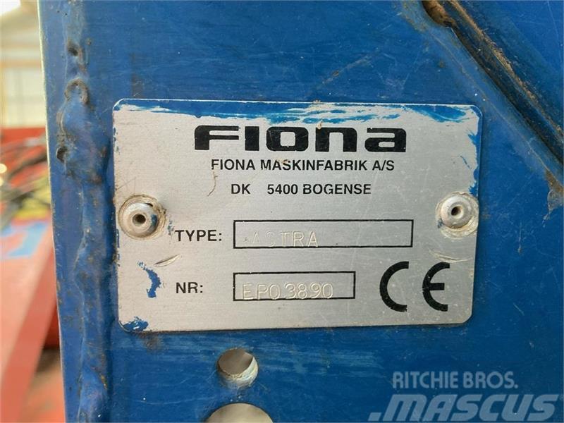 Kuhn HR4002 og Fiona Astra SR Kombisåmaskiner