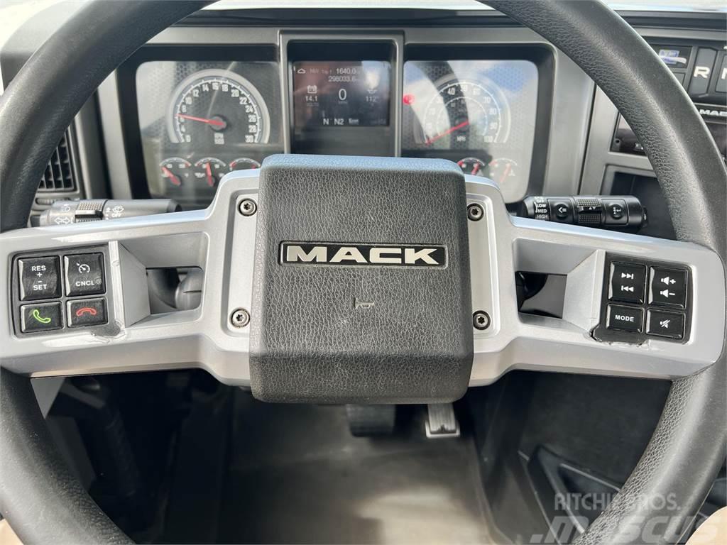 Mack AN64T Dragbilar