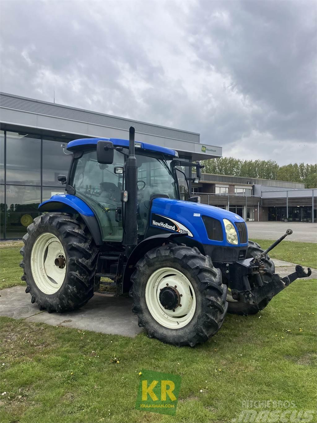 New Holland TS110 Traktorer